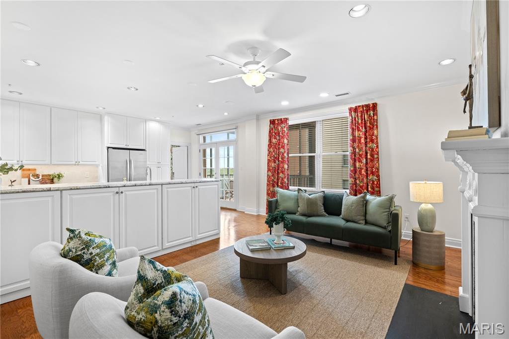 Claytonian A Condo Amd - Residential