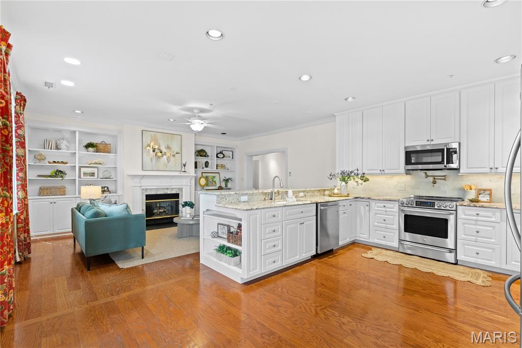 Claytonian A Condo Amd - Residential