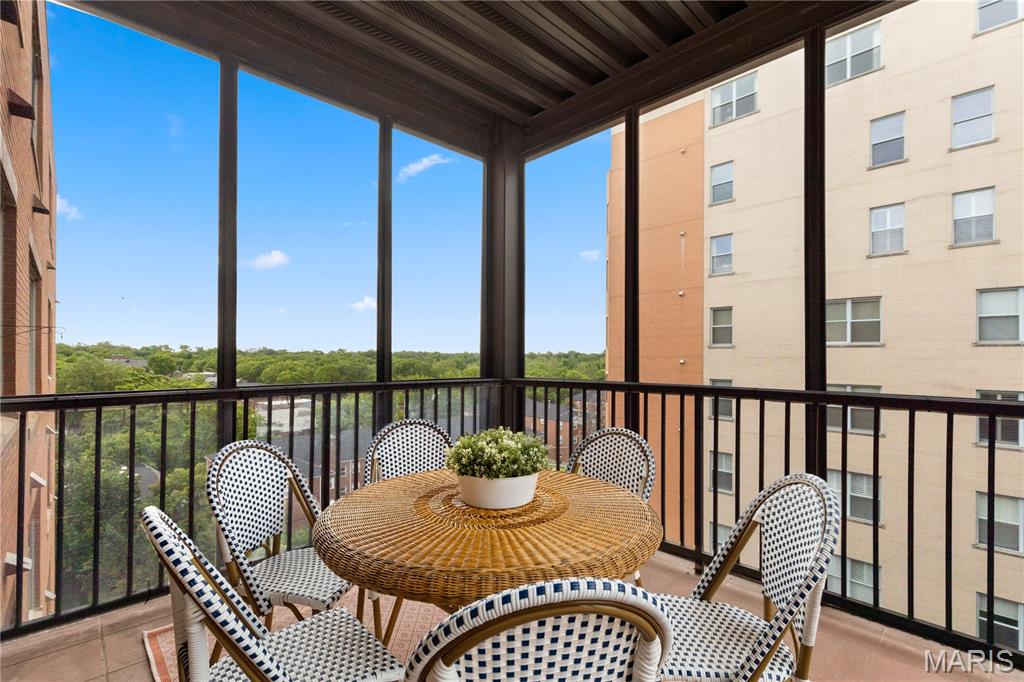 Claytonian A Condo Amd - Residential