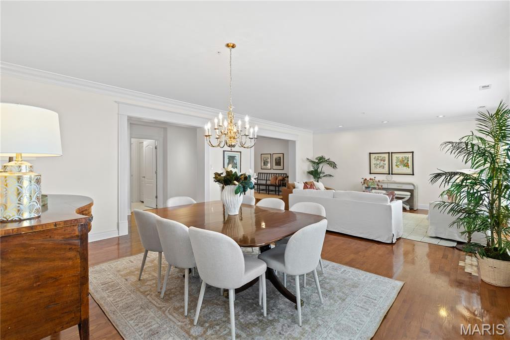 Claytonian A Condo Amd - Residential