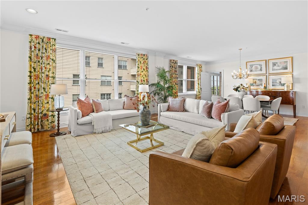 Claytonian A Condo Amd - Residential