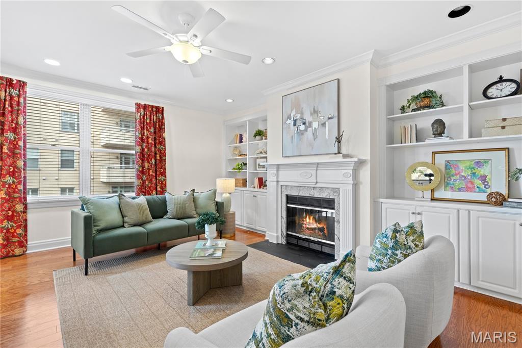 Claytonian A Condo Amd - Residential