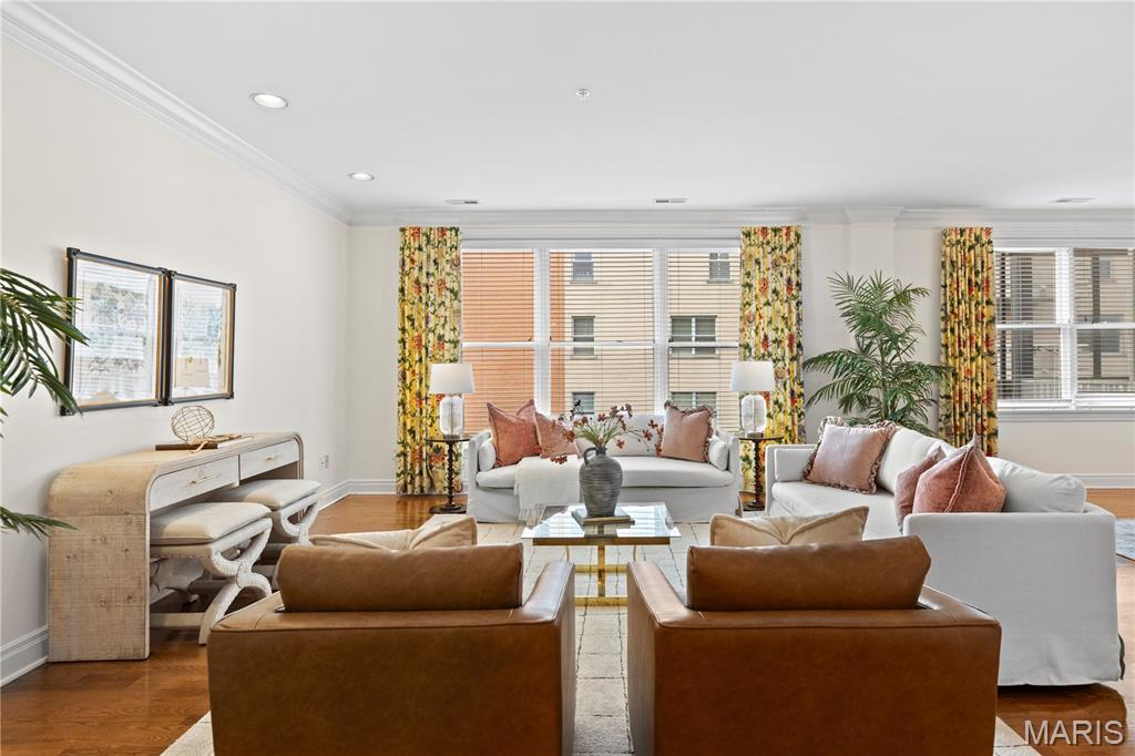 Claytonian A Condo Amd - Residential