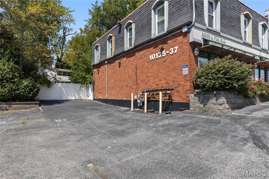 10131 W Florissant Avenue