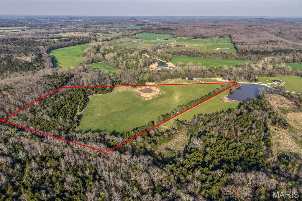 Photo of 0 Honeysuckle Lane, Lebanon, MO 65536 (MLS # 26021474)