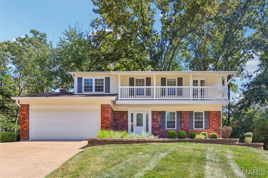 70 Breezeview Drive