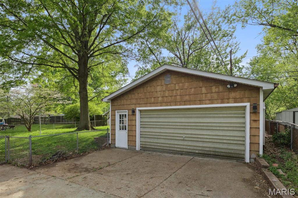 Swansea, Illinois 62226, United States, 3 Bedrooms Bedrooms, ,1 BathroomBathrooms,Residential,Active,118552
