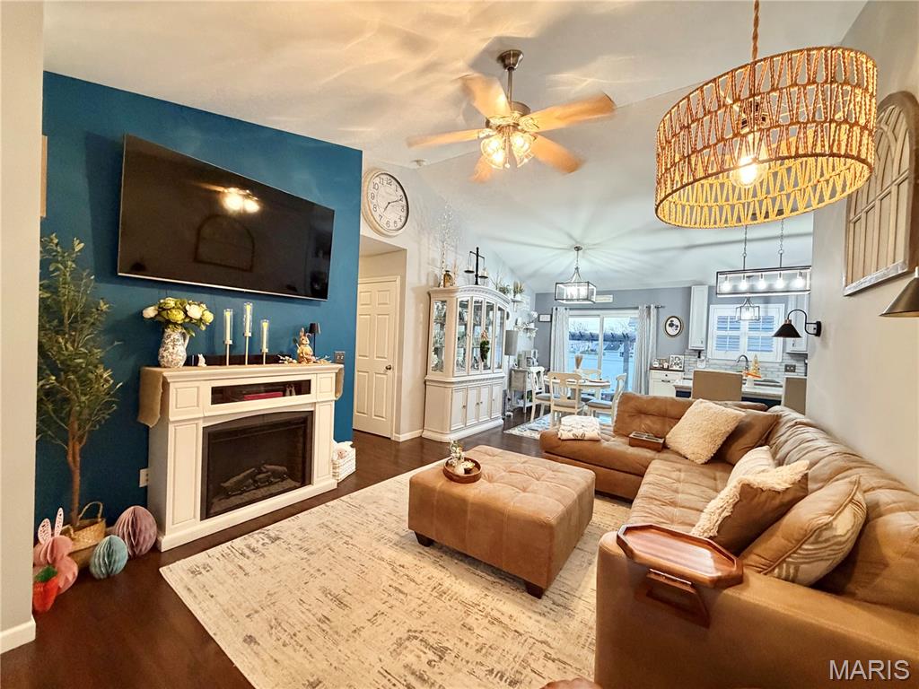 The Estates Of Jonesburg - Residential