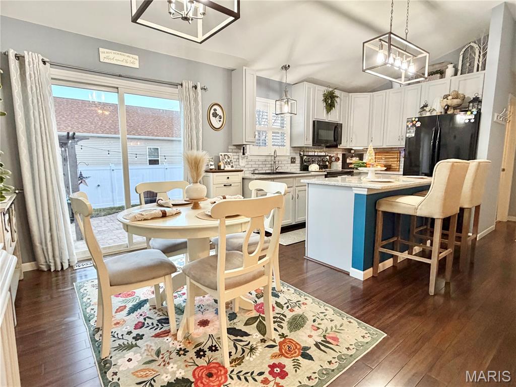 The Estates Of Jonesburg - Residential