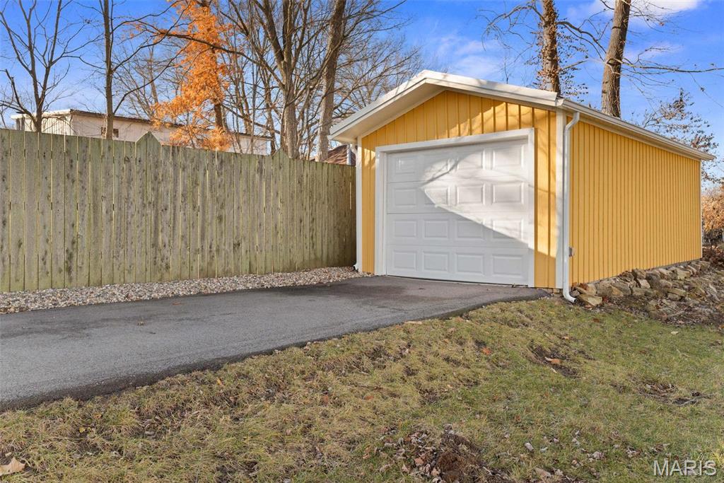 Town/Augusta - Commercial Sale