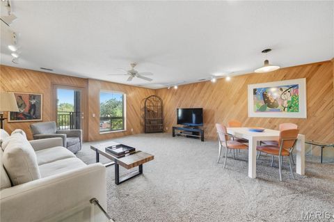 Tiny photo for 585 Coeur De Royale Drive #405, Creve Coeur, MO 63141 (MLS # 25061722)