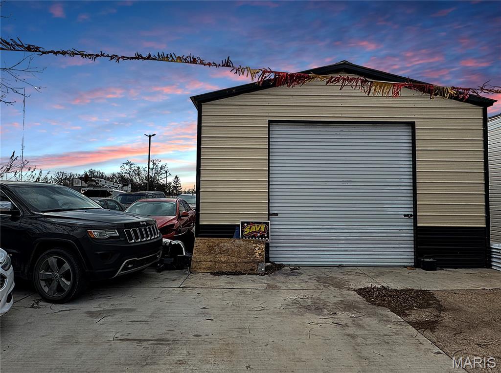 G W Smiths - Commercial Sale