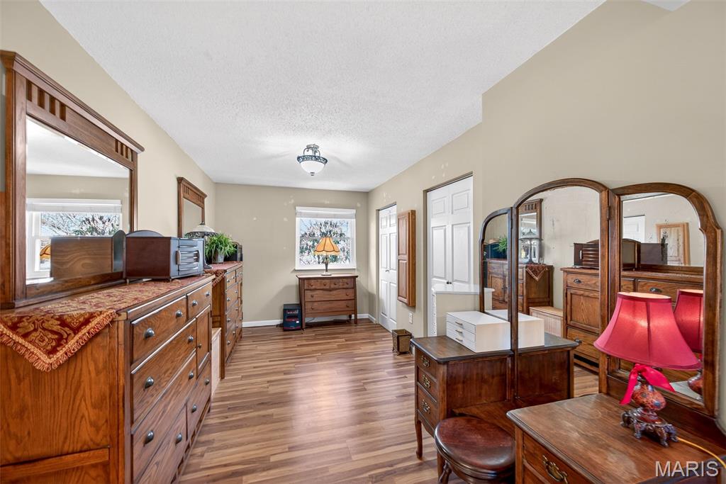 Woodcliff Manor - Residential