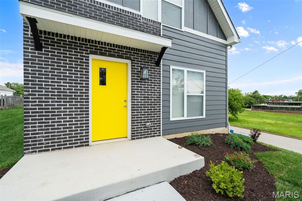 Photo of 5120 Wicklow Place, St Louis, MO 63111 (MLS # 26029259)