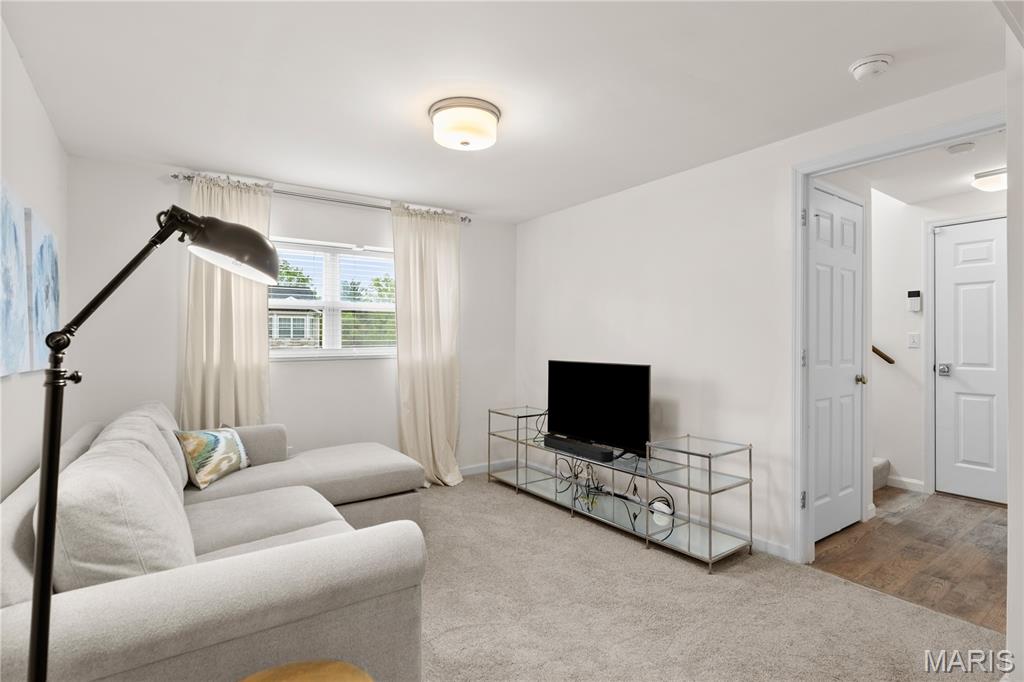 Old Jamestown Forest - Residential