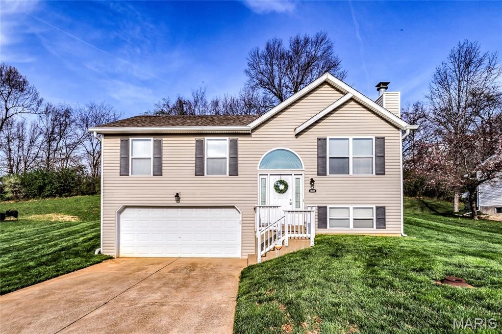 Photo of 12539 Early Morning Drive, Florissant, MO 63033 (MLS # 26017954)