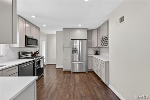 Tiny photo for 881 Victoria Place, St Louis, MO 63122 (MLS # 26017139)