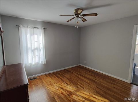 Tiny photo for 717 N 5th Street, Elsberry, MO 63343 (MLS # 25007170)