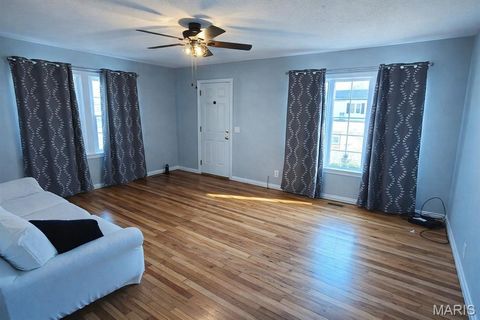 Tiny photo for 717 N 5th Street, Elsberry, MO 63343 (MLS # 25007170)