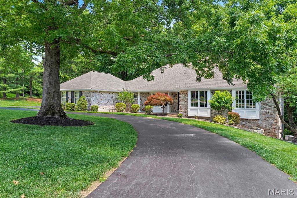 9802 Eagle Hill Lane