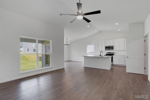 Tiny photo for 431 Yellow Rose Court, Wentzville, MO 63385 (MLS # 26016409)