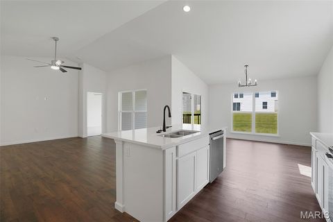 Tiny photo for 431 Yellow Rose Court, Wentzville, MO 63385 (MLS # 26016409)