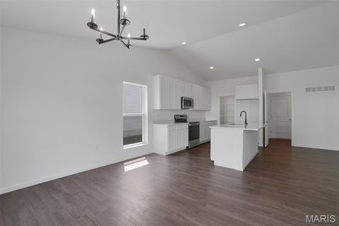 Tiny photo for 431 Yellow Rose Court, Wentzville, MO 63385 (MLS # 26016409)