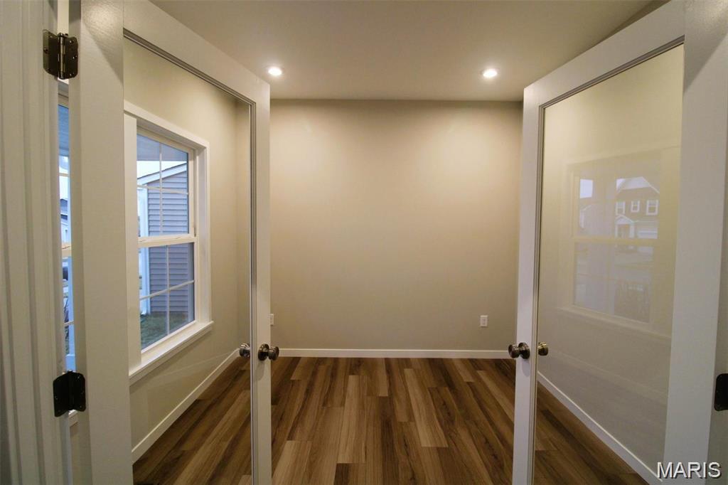 Streets Of Caledonia #7 - Residential Lease