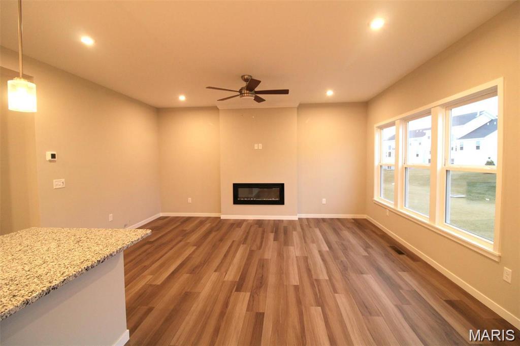 Streets Of Caledonia #7 - Residential Lease