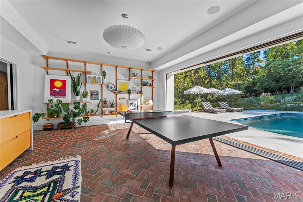 Oakleigh Add - Residential
