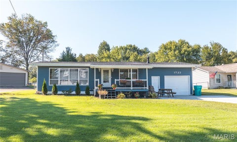 Photo of 1723 Lakeshore Drive, Cuba, MO 65453 (MLS # 26059575)