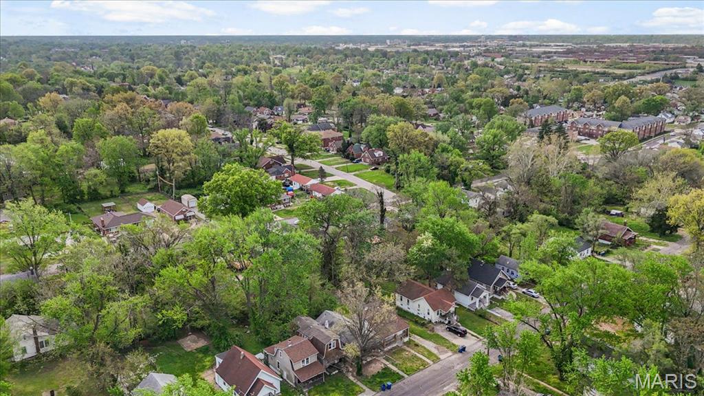 West Walnut Manor - Residential