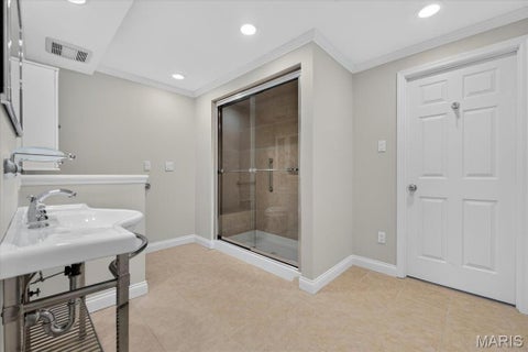 Tiny photo for 16557 Baxter Forest Ridge Drive, Chesterfield, MO 63005 (MLS # 26032202)