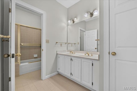 Tiny photo for 16557 Baxter Forest Ridge Drive, Chesterfield, MO 63005 (MLS # 26032202)
