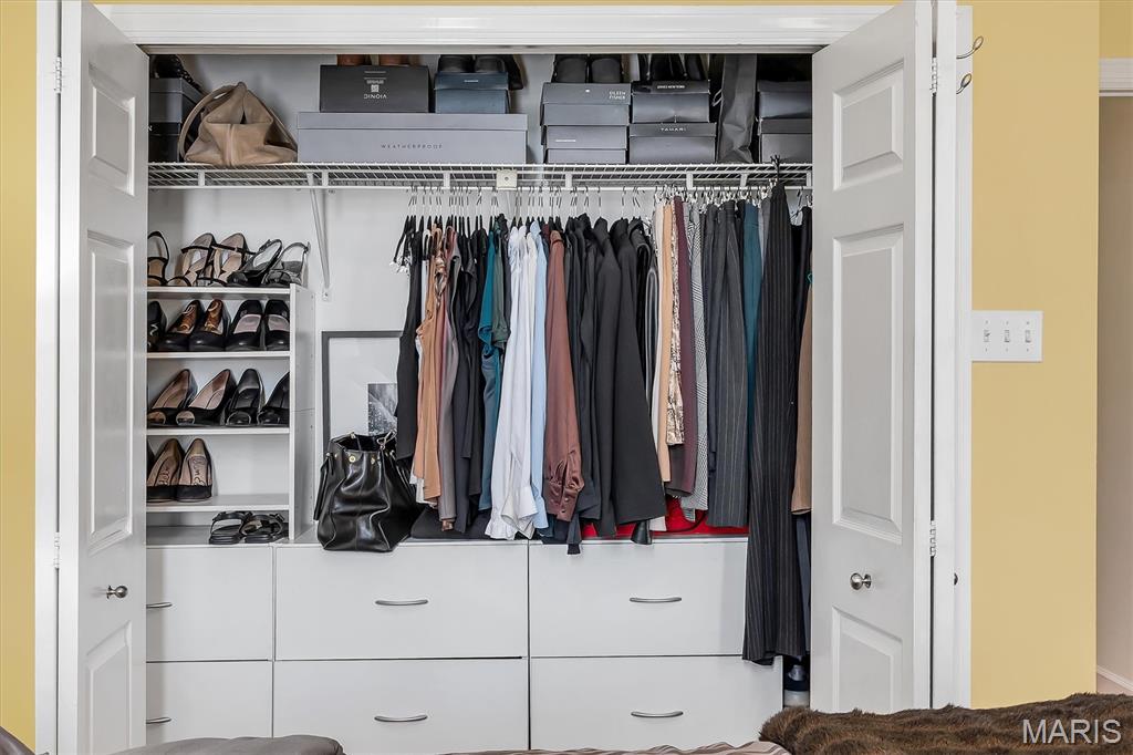 Laclede S Lynch St - Residential