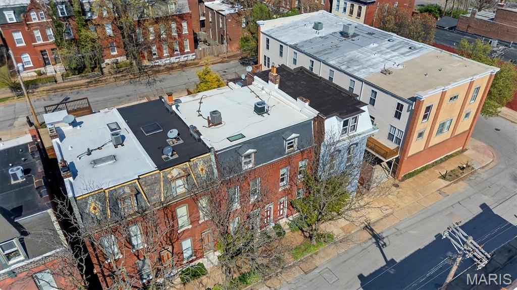 Laclede S Lynch St - Residential