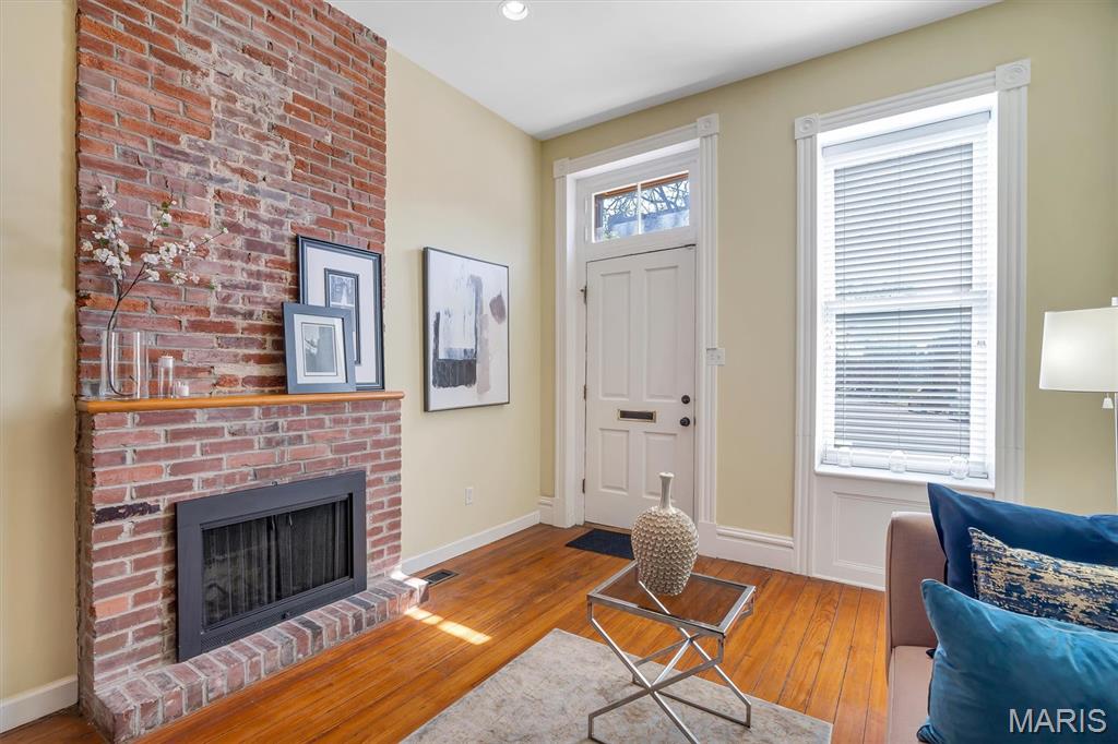 Laclede S Lynch St - Residential