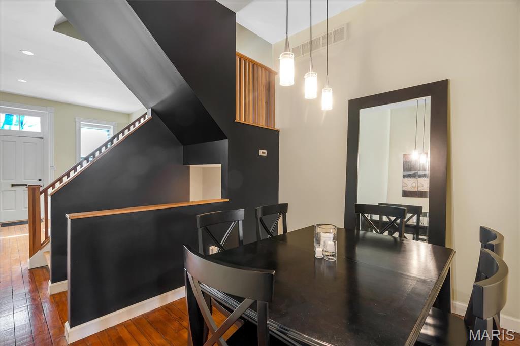 Laclede S Lynch St - Residential