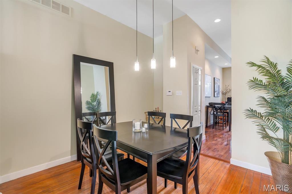 Laclede S Lynch St - Residential