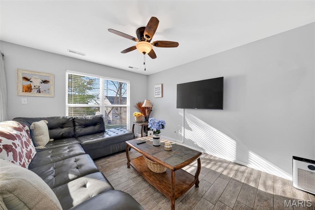 122 Homeshire Drive 11