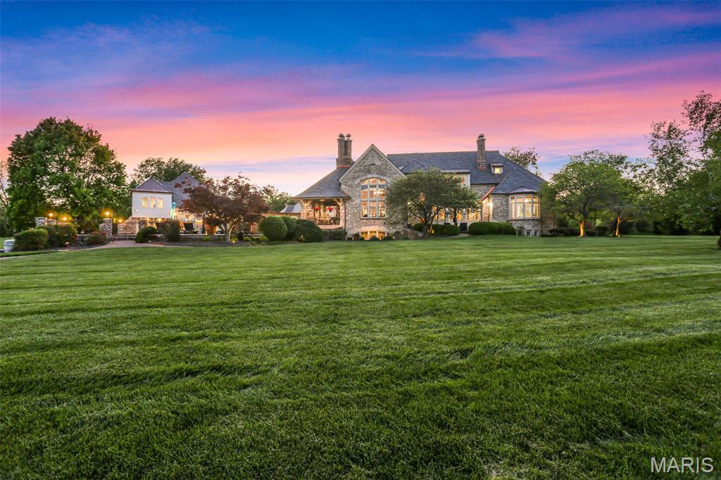 Shiloh, Illinois, 62221, United States, 7 Bedrooms Bedrooms, ,11 BathroomsBathrooms,Residential,Active,2052099