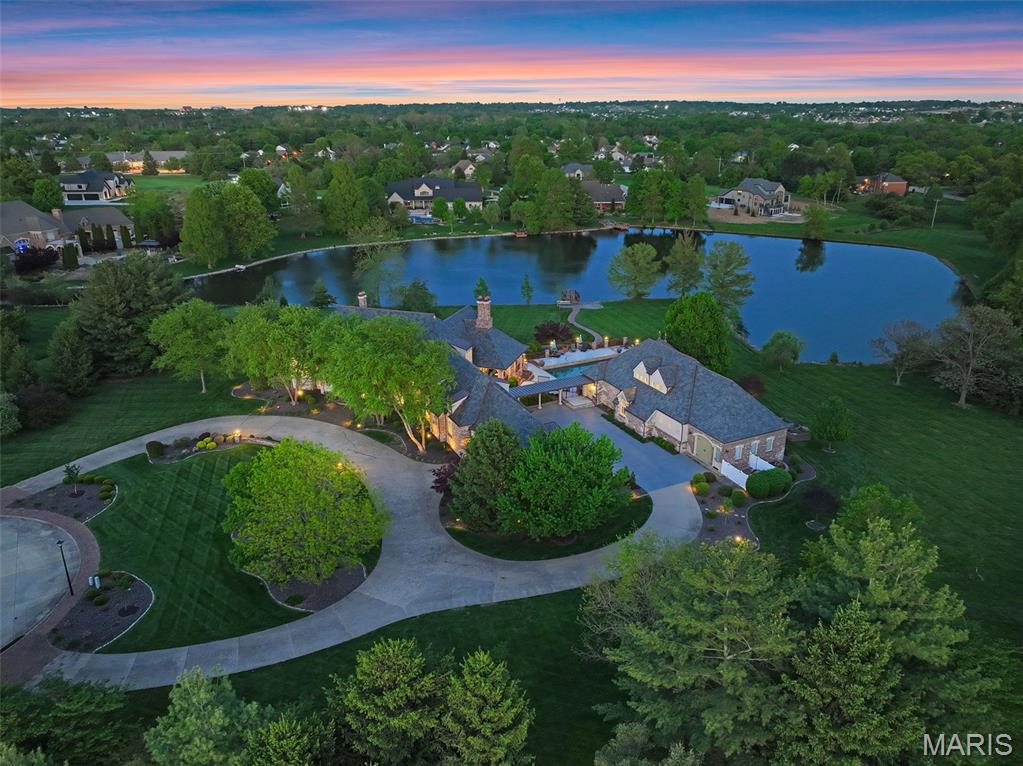 Shiloh, Illinois, 62221, United States, 7 Bedrooms Bedrooms, ,11 BathroomsBathrooms,Residential,Active,2052099