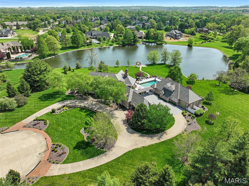 Shiloh, Illinois, 62221, United States, 7 Bedrooms Bedrooms, ,11 BathroomsBathrooms,Residential,Active,2052099