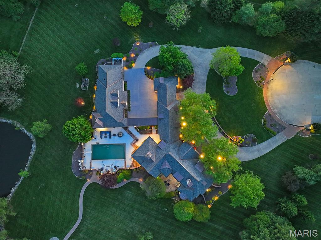 Shiloh, Illinois, 62221, United States, 7 Bedrooms Bedrooms, ,11 BathroomsBathrooms,Residential,Active,2052099