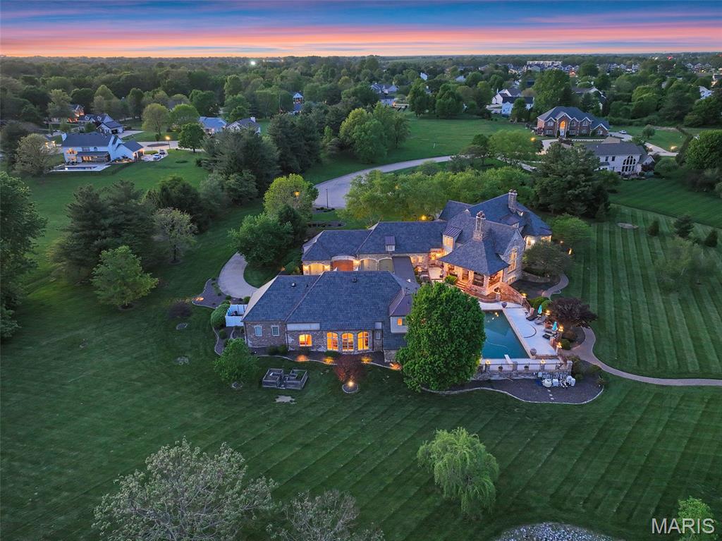 Shiloh, Illinois, 62221, United States, 7 Bedrooms Bedrooms, ,11 BathroomsBathrooms,Residential,Active,2052099