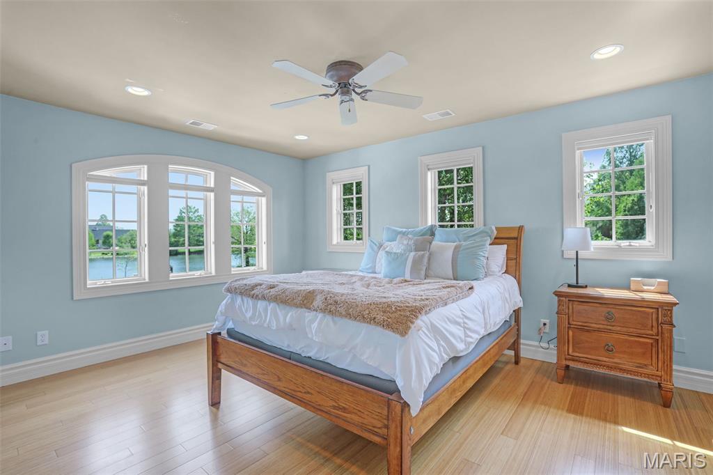 Shiloh, Illinois, 62221, United States, 7 Bedrooms Bedrooms, ,11 BathroomsBathrooms,Residential,Active,2052099