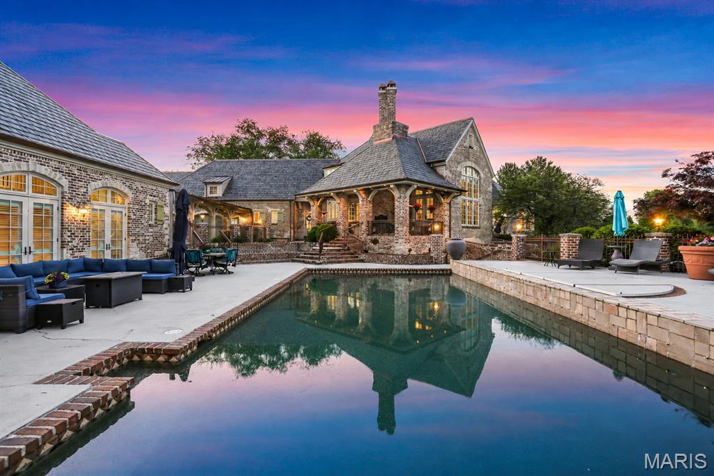 Shiloh, Illinois, 62221, United States, 7 Bedrooms Bedrooms, ,11 BathroomsBathrooms,Residential,Active,2052099