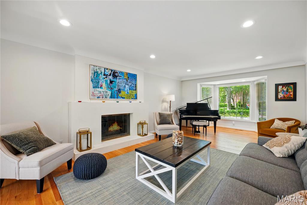 La Hacienda - Residential