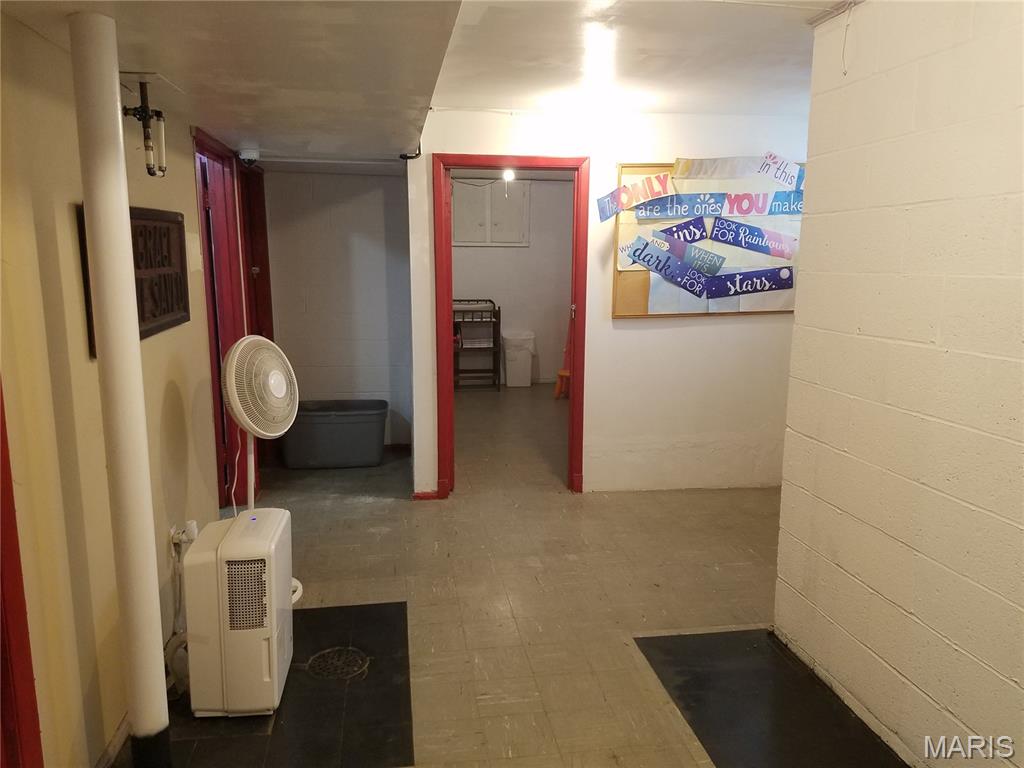 Cherokee Place - Commercial Sale