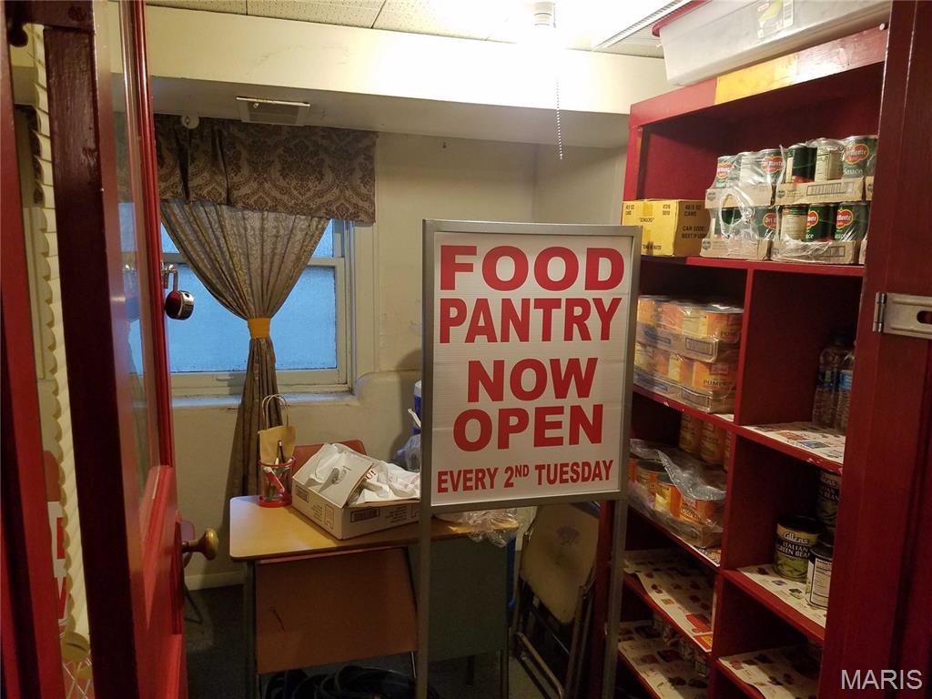 Cherokee Place - Commercial Sale